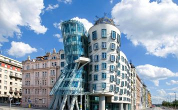 10 вещей, которые вы не знали о Танцующем доме Танцующий дом